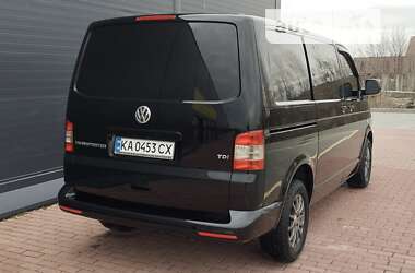 Грузопассажирский фургон Volkswagen Transporter 2012 в Киеве