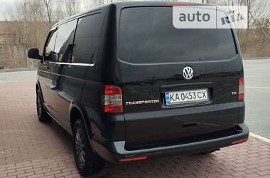 Грузопассажирский фургон Volkswagen Transporter 2012 в Киеве