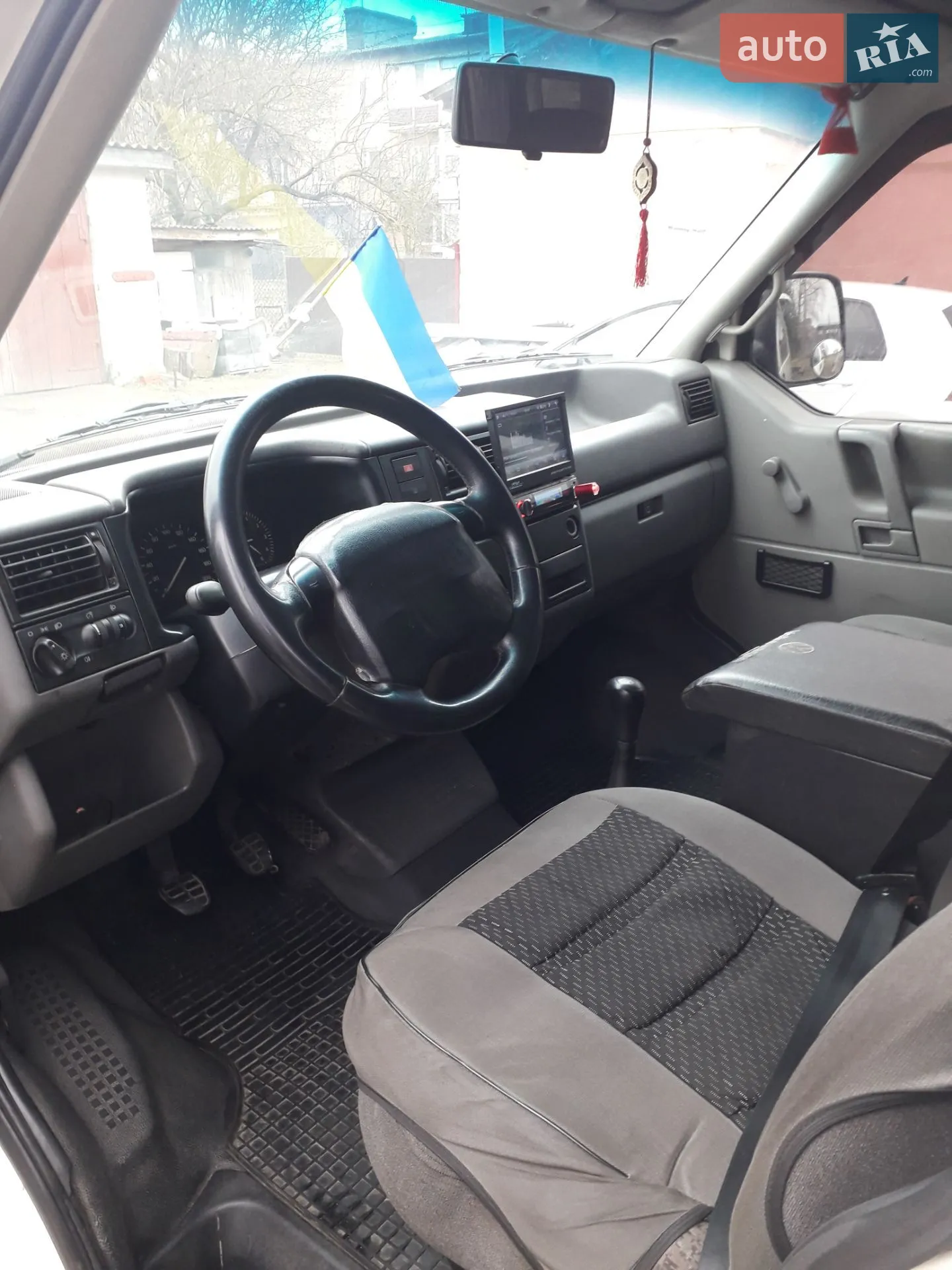 Volkswagen Transporter 1998 VIN WV1ZZZ70ZXH023414 фото оголошення 4 з 11