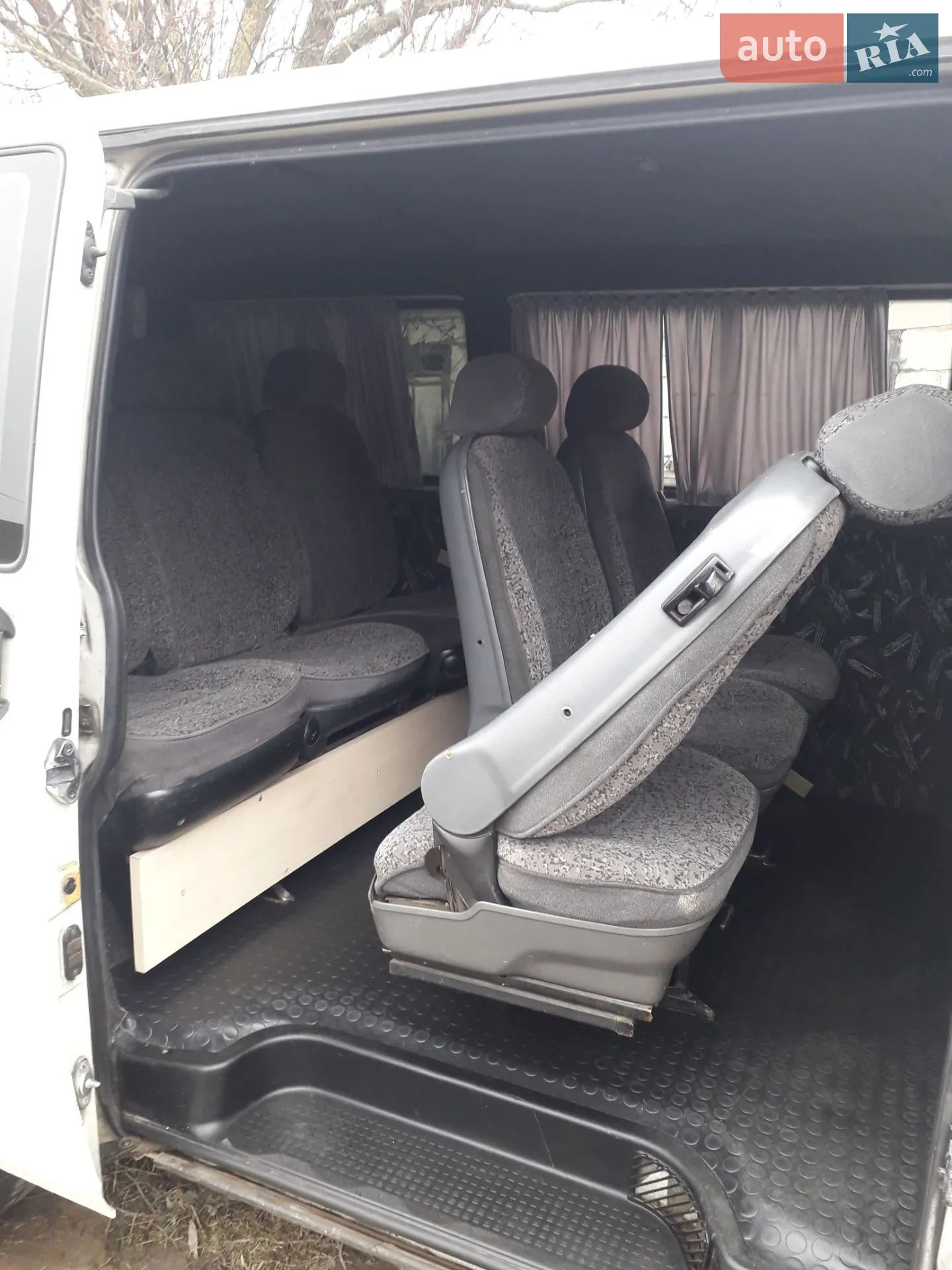 Volkswagen Transporter 1998 VIN WV1ZZZ70ZXH023414 фото оголошення 6 з 11