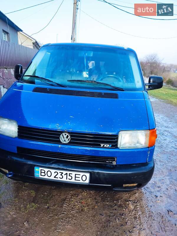 Минивэн Volkswagen Transporter 2001 в Бучаче