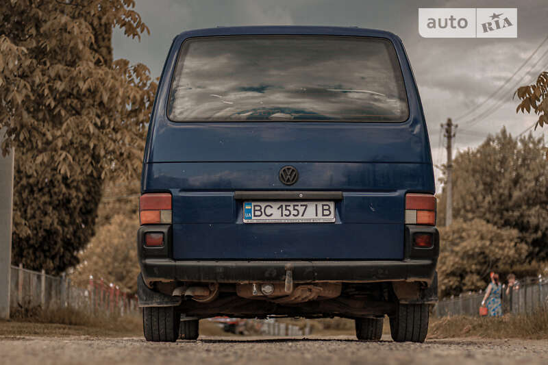 Минивэн Volkswagen Transporter 2001 в Дрогобыче