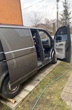 Вантажопасажирський фургон Volkswagen Transporter 2011 в Києві