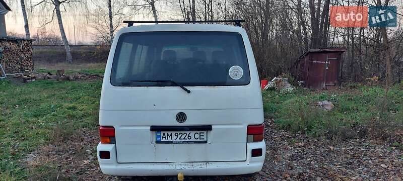 Мінівен Volkswagen Transporter 1998 в Вижниці