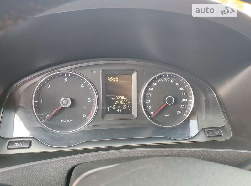 Грузопассажирский фургон Volkswagen Transporter 2014 в Луцке