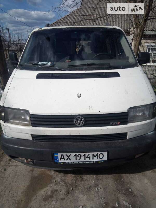 Грузовой фургон Volkswagen Transporter 1996 в Харькове