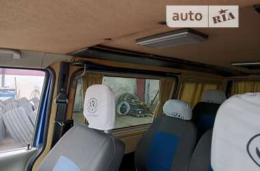 Минивэн Volkswagen Transporter 2000 в Черновцах