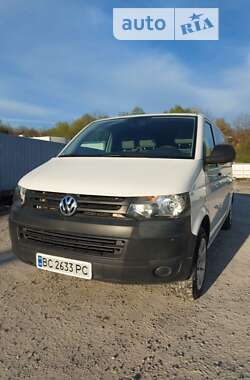 Минивэн Volkswagen Transporter 2015 в Львове