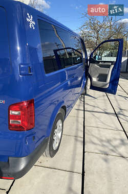 Минивэн Volkswagen Transporter 2016 в 