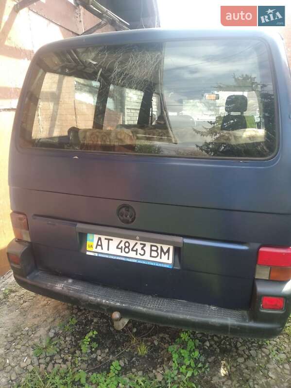 Минивэн Volkswagen Transporter 1996 в Калуше