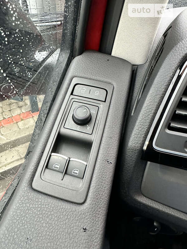 Минивэн Volkswagen Transporter 2018 в Львове фото 37 Минивэн Volkswagen Transporter 2018 в Львове