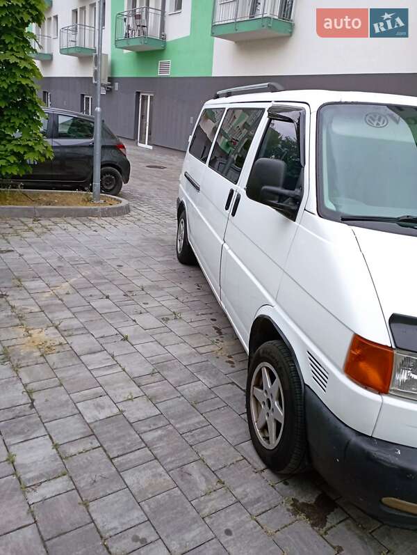 Мінівен Volkswagen Transporter 1997 в Виноградові
