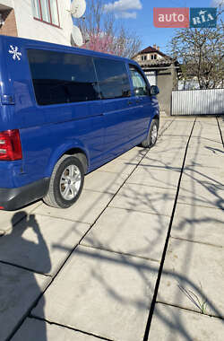 Минивэн Volkswagen Transporter 2016 в 