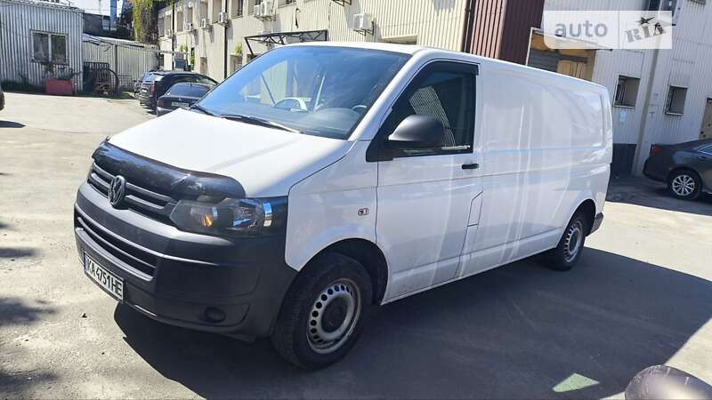 Грузовой фургон Volkswagen Transporter 2014 в Киеве