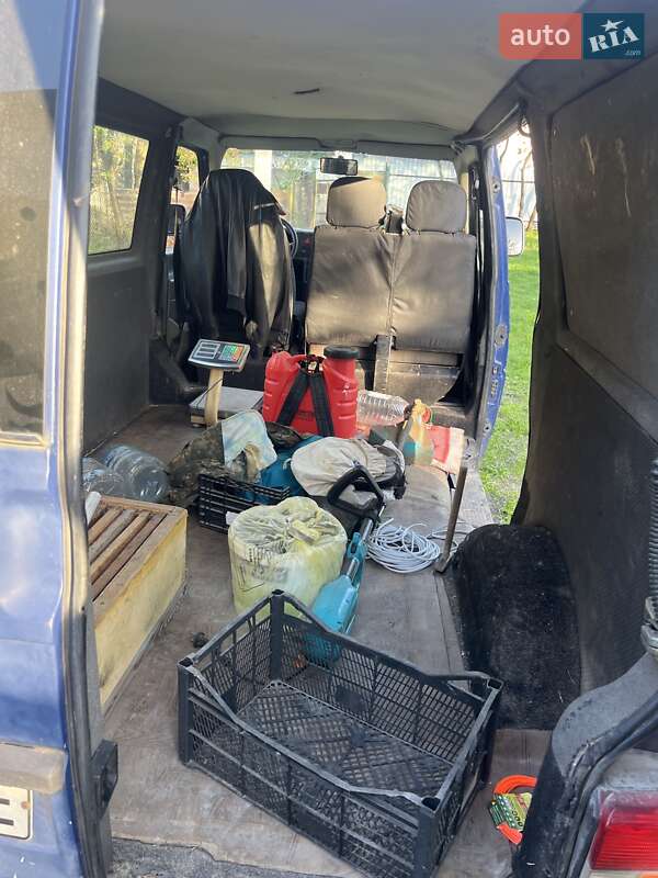 Мінівен Volkswagen Transporter 1999 в Бучі