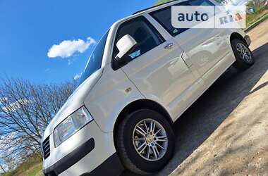 Минивэн Volkswagen Transporter 2004 в Черновцах