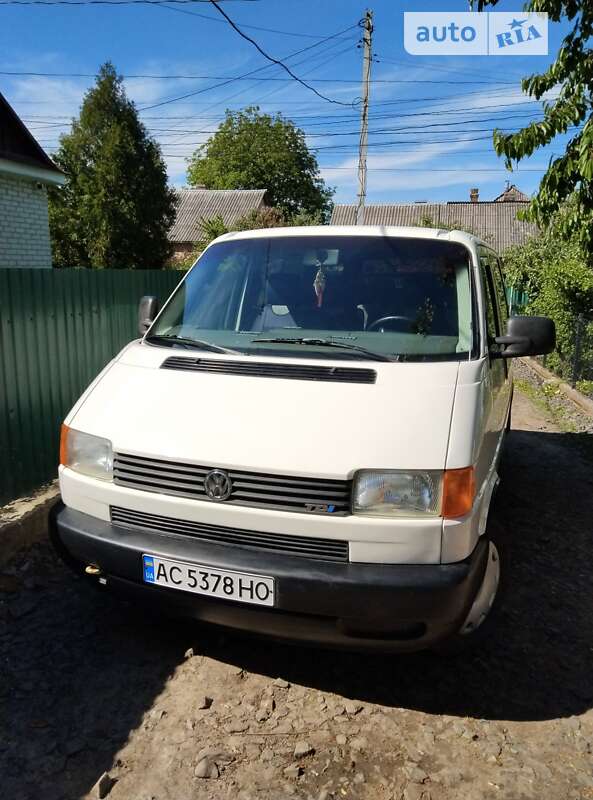 Минивэн Volkswagen Transporter 2002 в Луцке