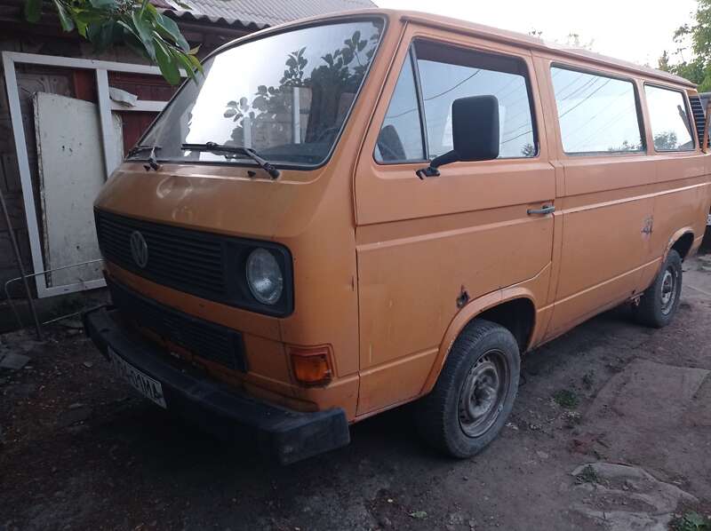 Минивэн Volkswagen Transporter 1983 в Кривом Роге