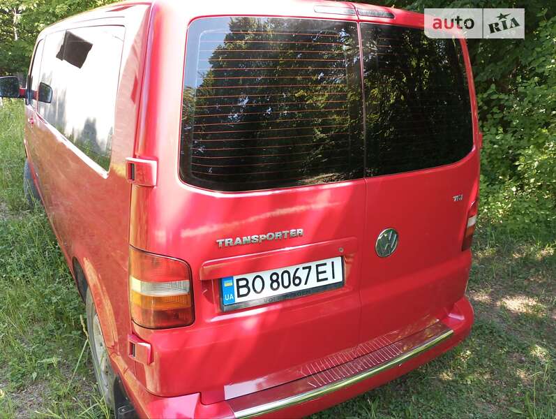 Минивэн Volkswagen Transporter 2006 в Бучаче