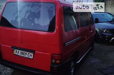 Минивэн Volkswagen Transporter 2000 в Киеве