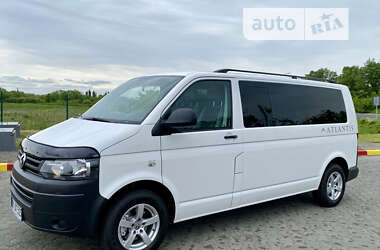 Минивэн Volkswagen Transporter 2015 в Черновцах