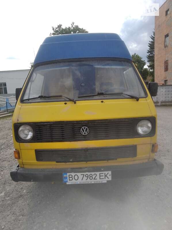 Мінівен Volkswagen Transporter 1990 в Волочиську