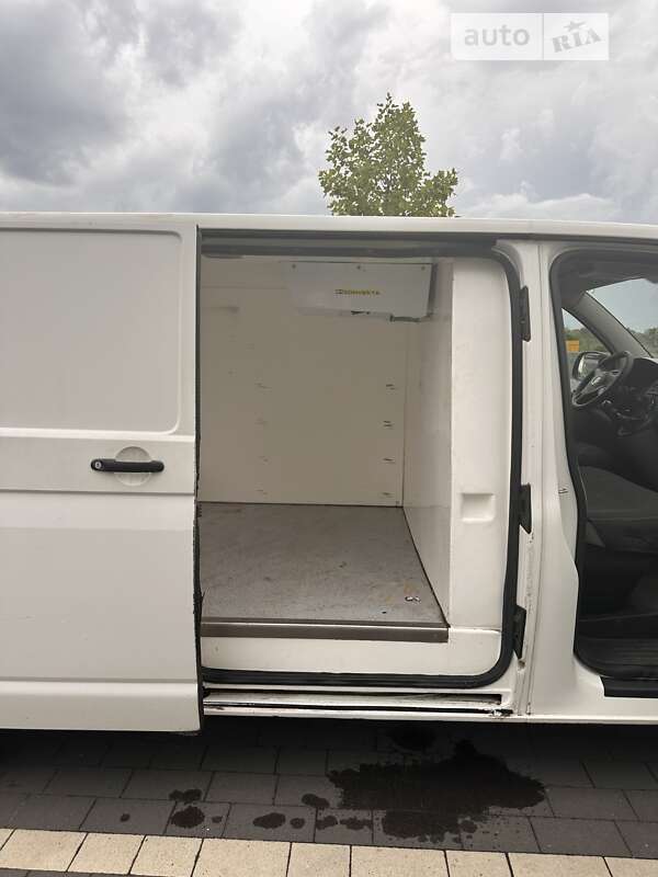 Рефрижератор Volkswagen Transporter 2015 в Мукачево