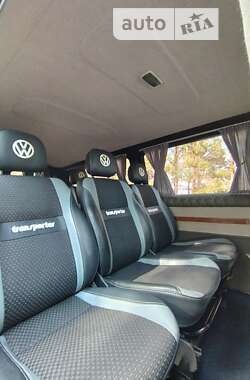 Минивэн Volkswagen Transporter 2015 в Тячеве