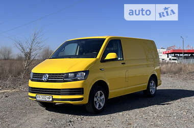 Минивэн Volkswagen Transporter 2017 в Киеве