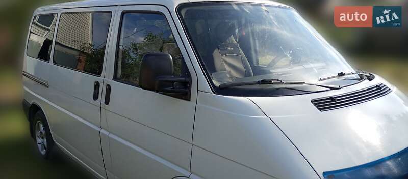 Минивэн Volkswagen Transporter 2000 в Черкассах