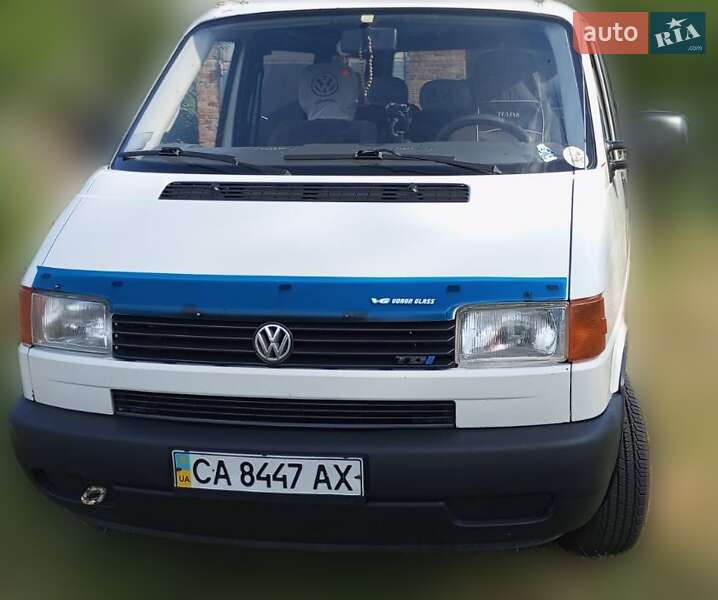 Минивэн Volkswagen Transporter 2000 в Черкассах