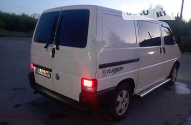 Вантажний фургон Volkswagen Transporter 1999 в Добропіллі