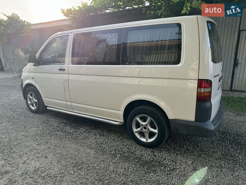 Минивэн Volkswagen Transporter 2005 в Черновцах