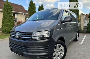 Вантажний фургон Volkswagen Transporter 2016 в Харкові