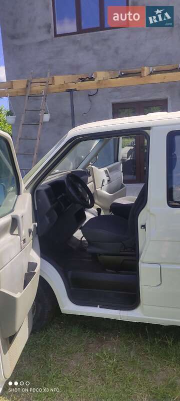 Минивэн Volkswagen Transporter 2002 в Дунаевцах
