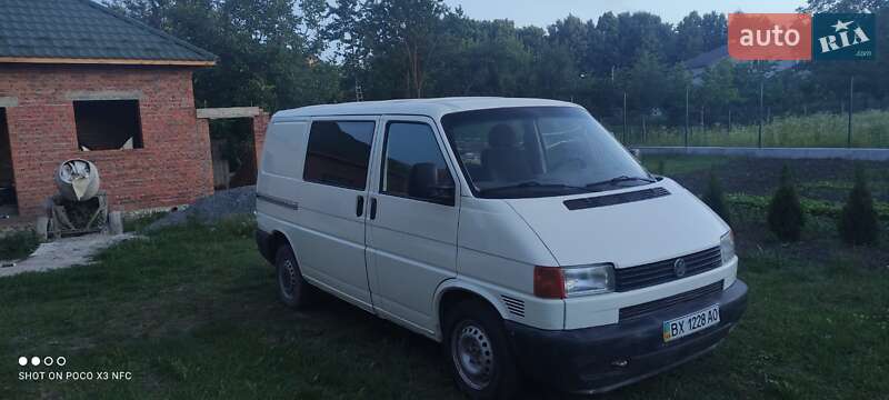 Минивэн Volkswagen Transporter 2002 в Дунаевцах