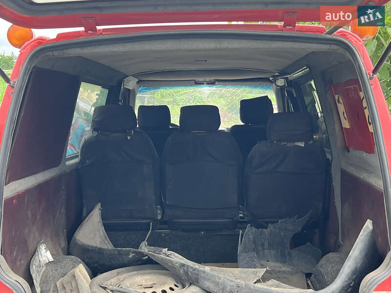 Минивэн Volkswagen Transporter 2001 в Беляевке