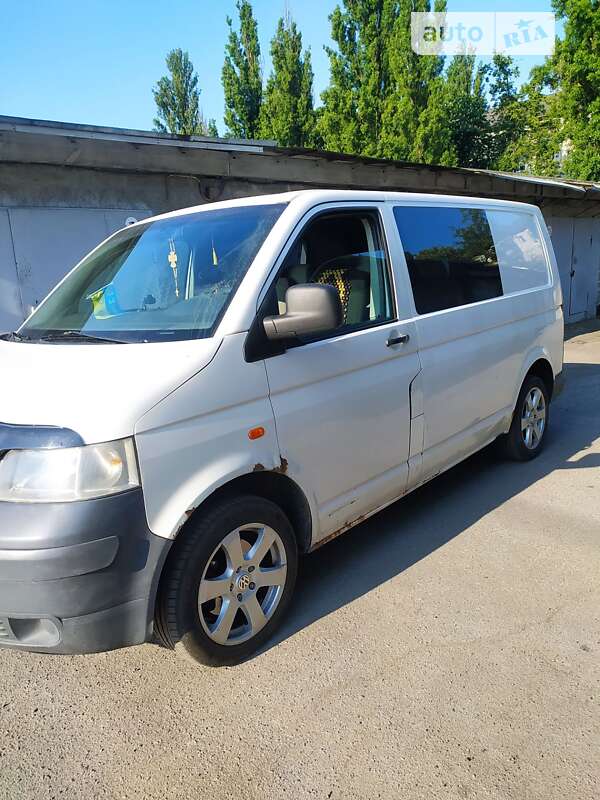 Мінівен Volkswagen Transporter 2005 в Києві