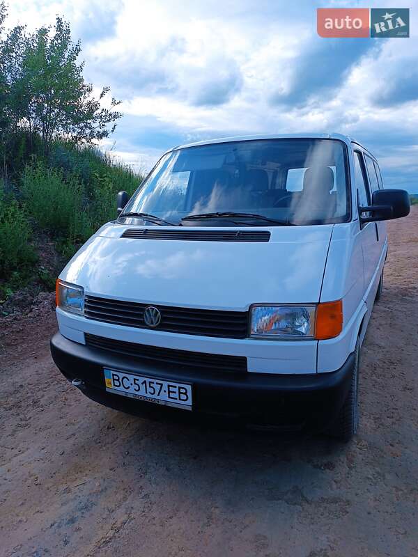 Мінівен Volkswagen Transporter 2000 в Самборі