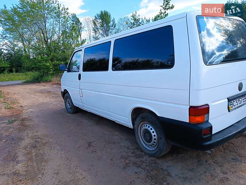 Мінівен Volkswagen Transporter 2000 в Самборі