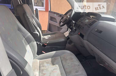 Минивэн Volkswagen Transporter 2009 в 