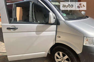 Минивэн Volkswagen Transporter 2009 в 