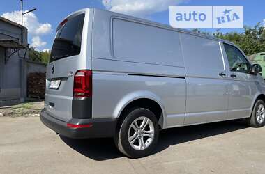 Вантажний фургон Volkswagen Transporter 2016 в Кривому Розі