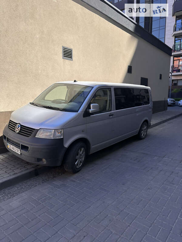 Мінівен Volkswagen Transporter 2009 в Вижниці