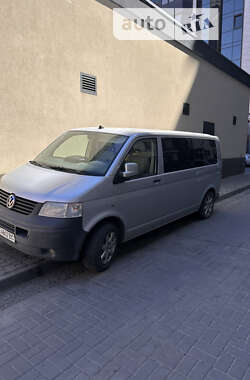 Мінівен Volkswagen Transporter 2009 в Вижниці