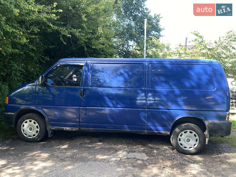 Минивэн Volkswagen Transporter 1996 в Чернигове