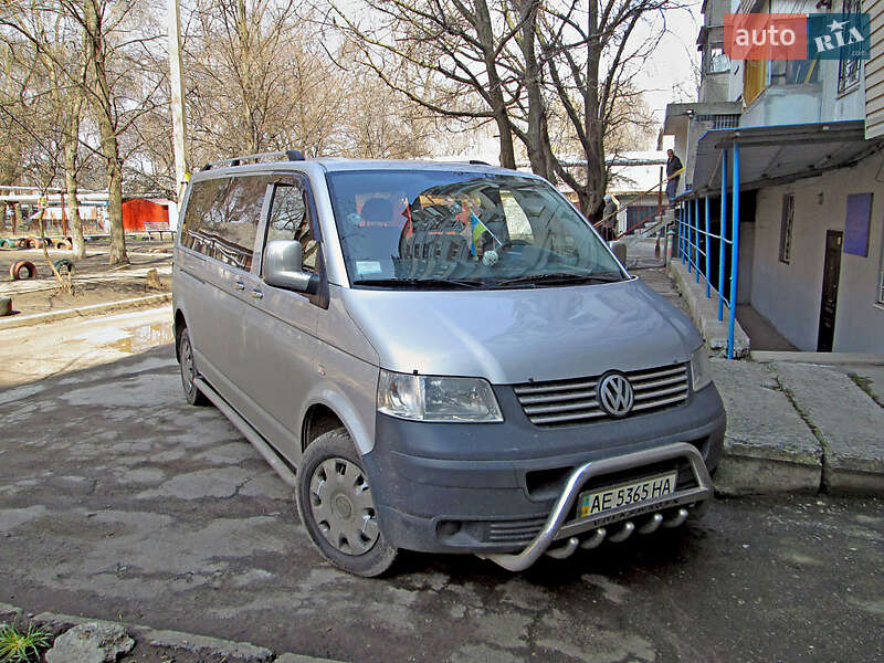 Минивэн Volkswagen Transporter 2008 в 