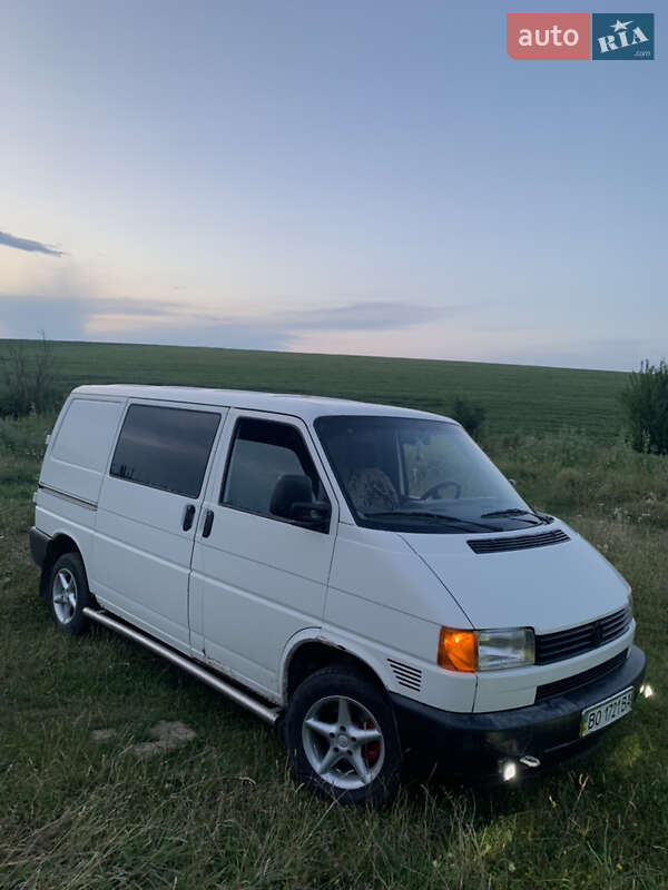 Минивэн Volkswagen Transporter 1999 в Бучаче