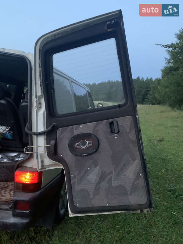 Минивэн Volkswagen Transporter 1999 в Бучаче