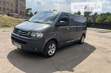 Вантажний фургон Volkswagen Transporter 2012 в Кривому Розі